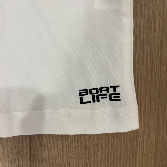 BOAT LIFE Slogan T-Shirt - Size Medium - NWT - Picture 3 of 5